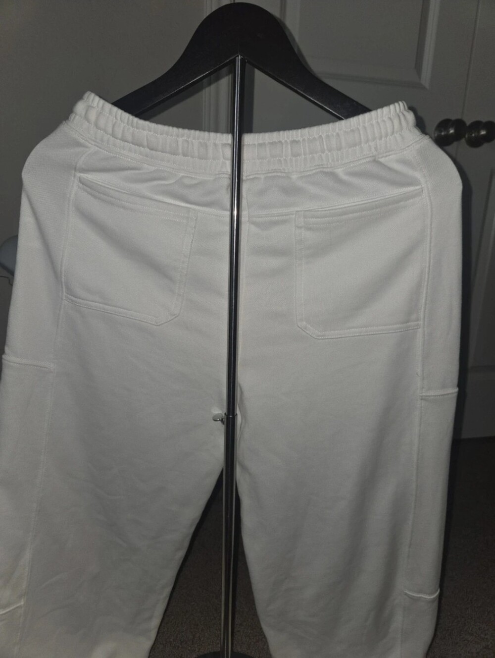 Women’s White Jogger Sweatpants – Relaxed Fit - Picture 3 of 6
